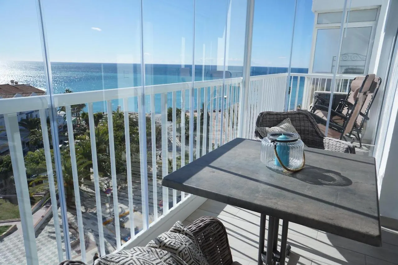 Edf Delfin 4/10 Apartment Nerja Spain